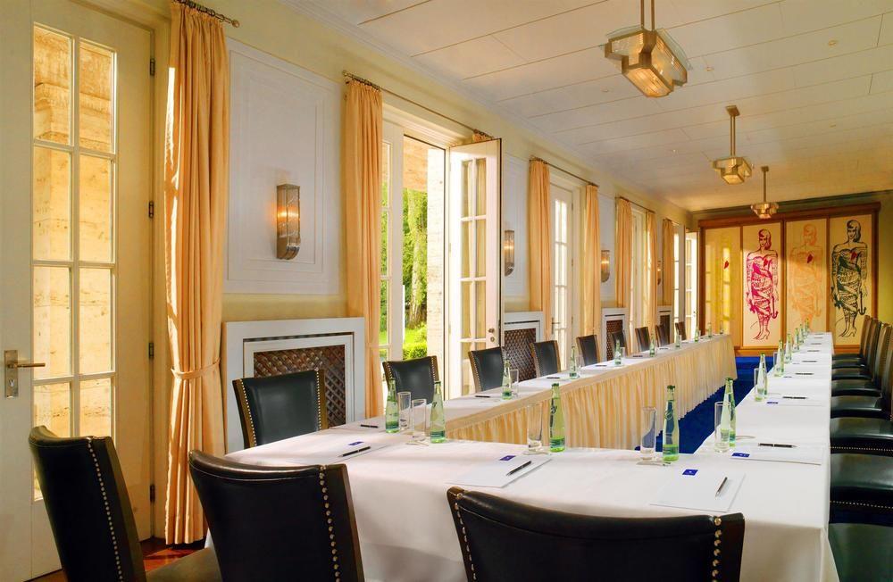 Hotel Elephant Weimar, Autograph Collection Esterno foto The Long Room
