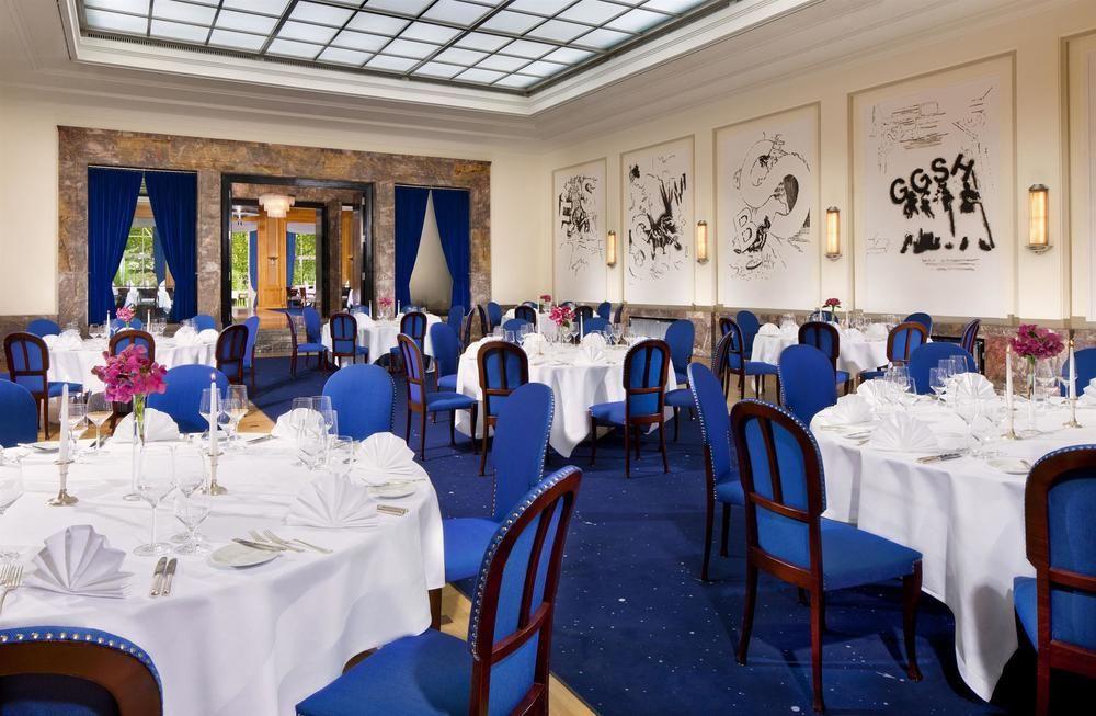 Hotel Elephant Weimar, Autograph Collection Esterno foto The Blue Room