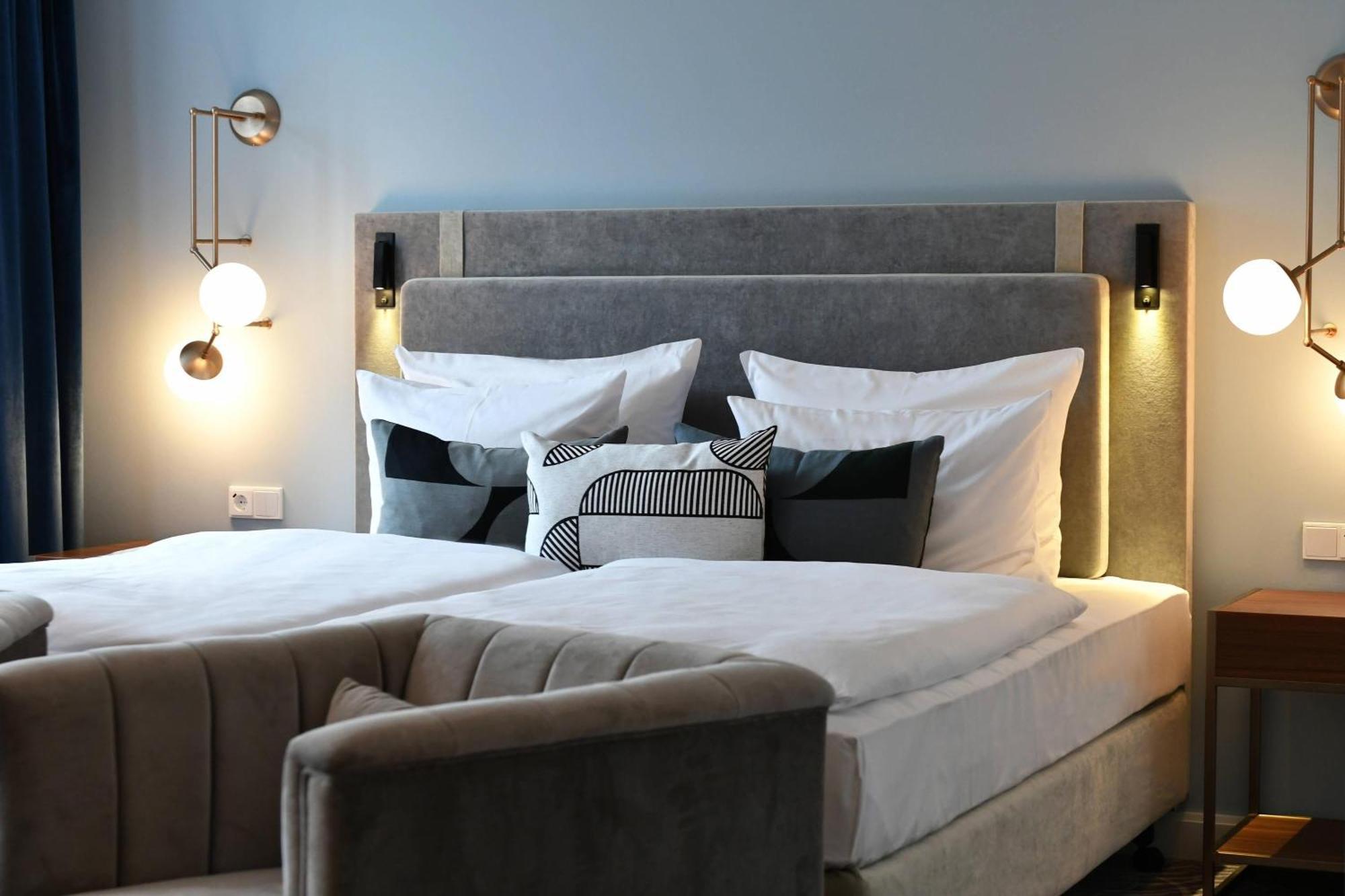 Hotel Elephant Weimar, Autograph Collection Esterno foto A bedroom at the hotel