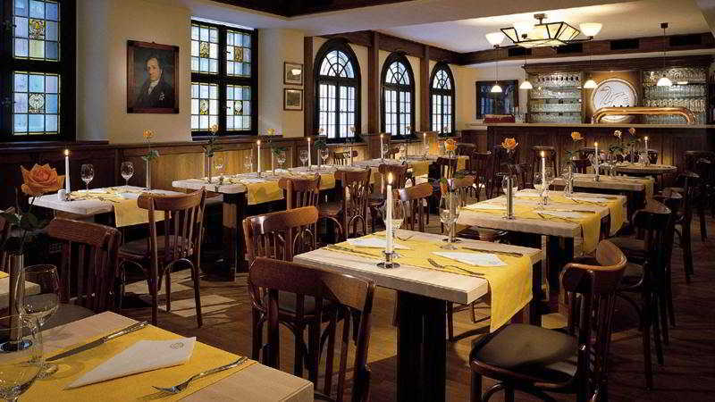 Hotel Elephant Weimar, Autograph Collection Esterno foto Restaurant